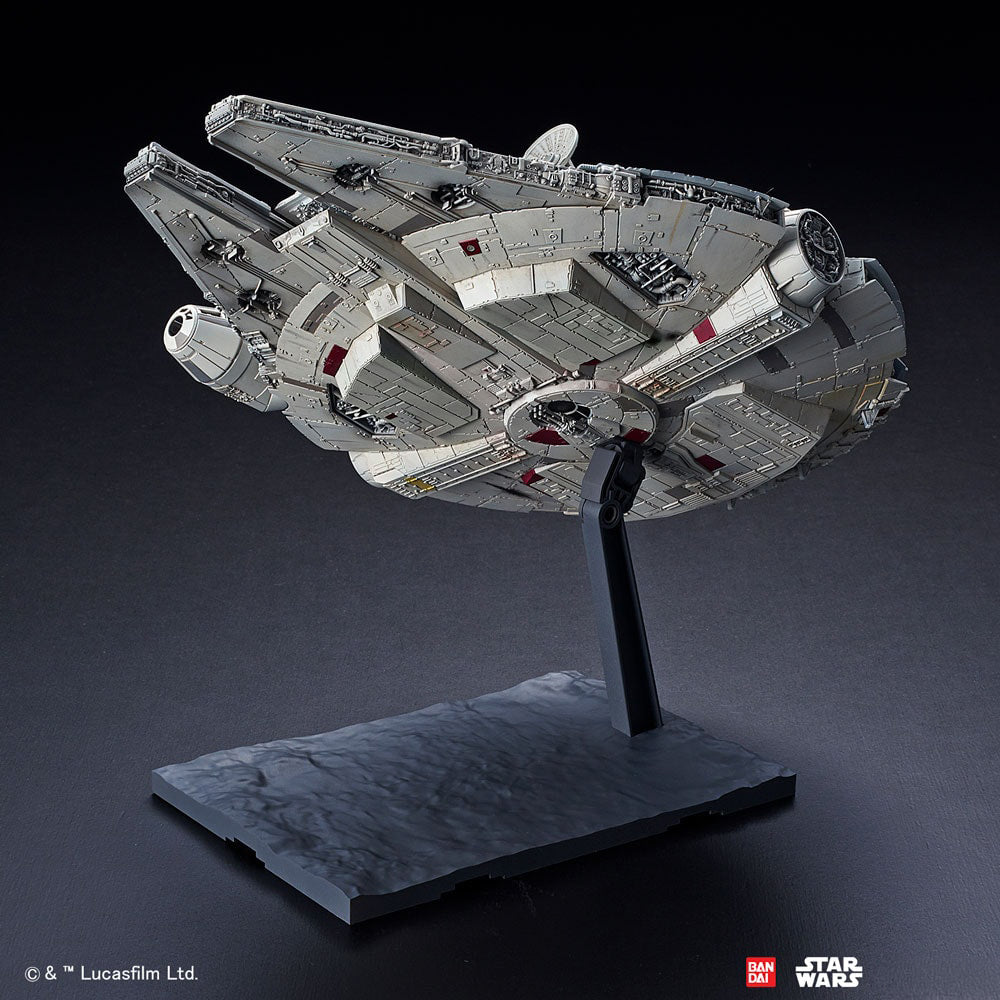 Millennium Falcon (Rise of Skywalker Version) 1:144