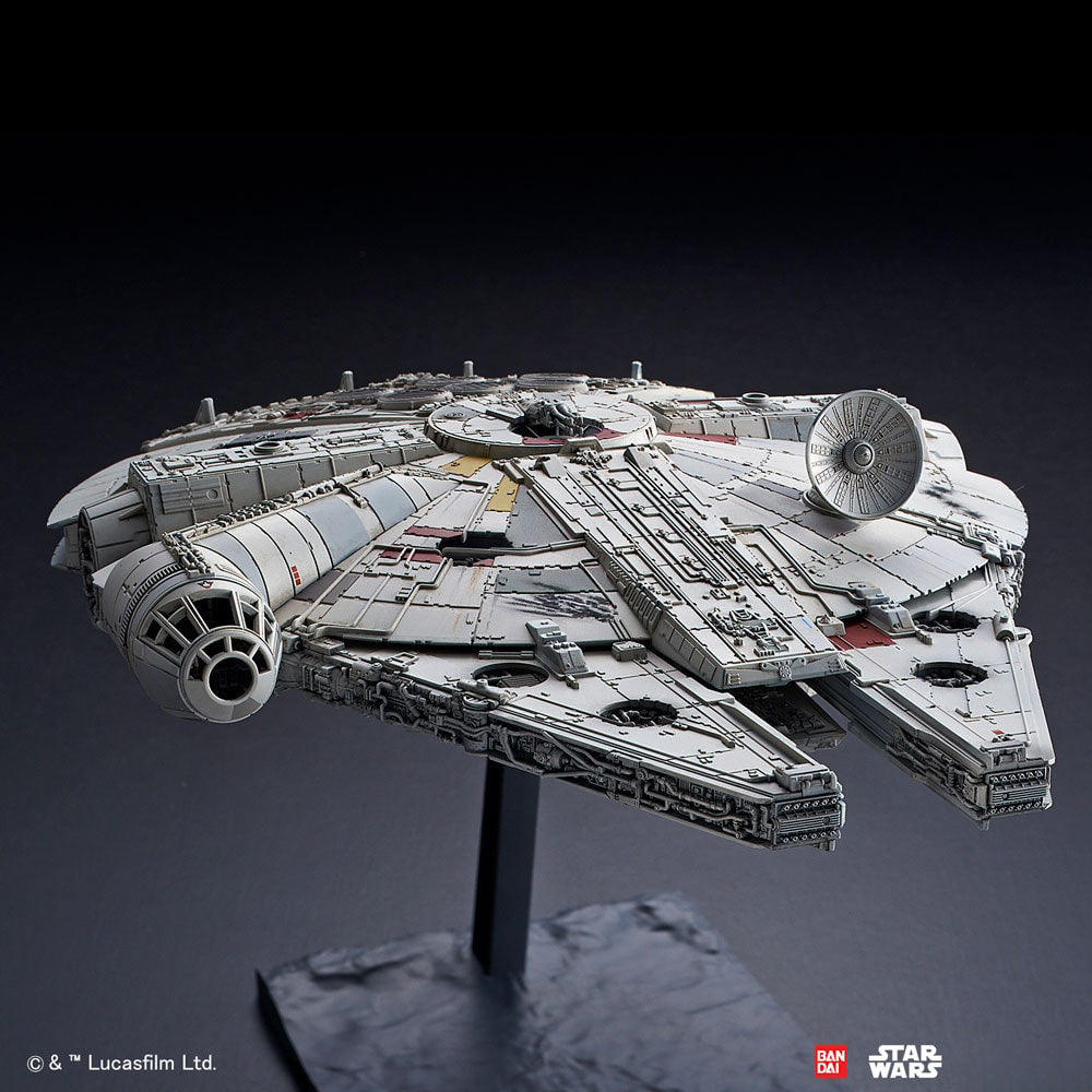 Millennium Falcon (Rise of Skywalker Version) 1:144